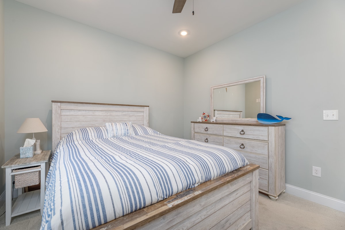 Dhoma e 3-të e gjumit me krevatin dopio "queen"