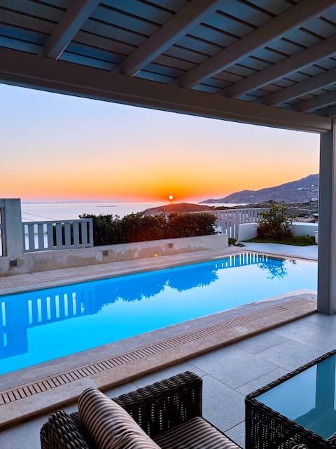 Villa Angels | Beachfront Escape