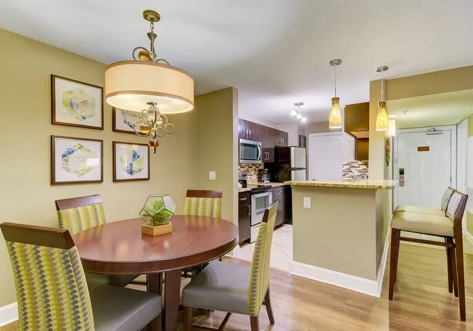 Your Luxury Villa next to Vegas Strip and Sphere gallery image 5