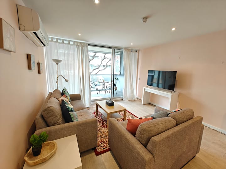 Luxury 2br Apartment In The Heart Of Cbd - Walkerville