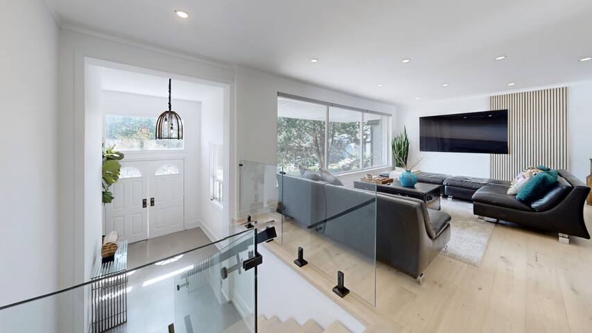 Casa Meya – Toronto Poolhouse Villa