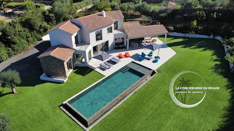 Villa Maéna • Large swimming pool • Between sea and nature