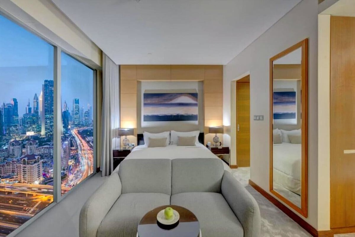 Studio Apartment · Creston · Burj Khalifa View · VI 2