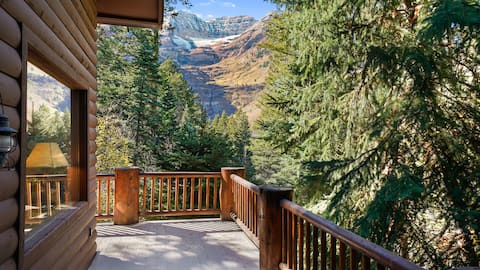 Beartooth Lodge: Modern Cabin Retreat