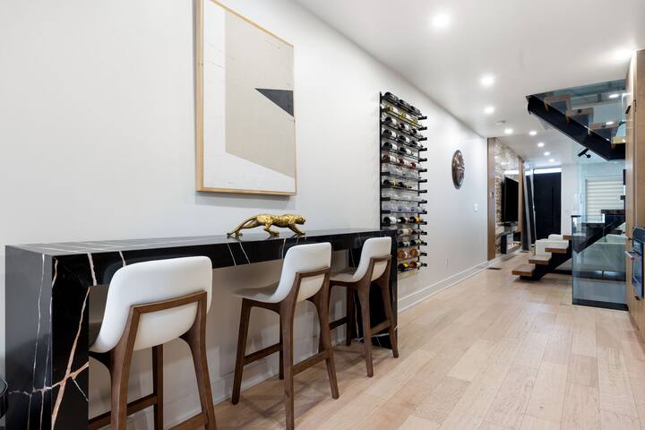 Luxury Home King West gallery image 5