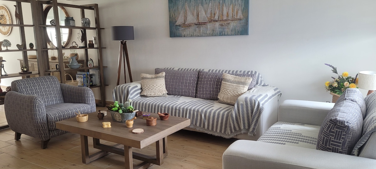 Anuncio de Airbnb popular: Vintage Home Zibata en Zibatá [Fraccionamiento]