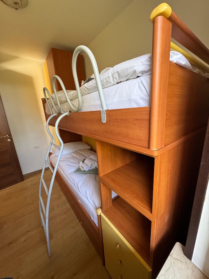 غرفة النوم 2