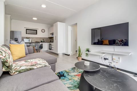 2Bed •2Bath •Country Charm •Garden Unit •Fourways