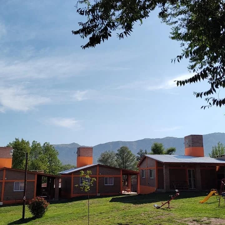 Cabaña Salamanca (Mutisia) - Cosquín