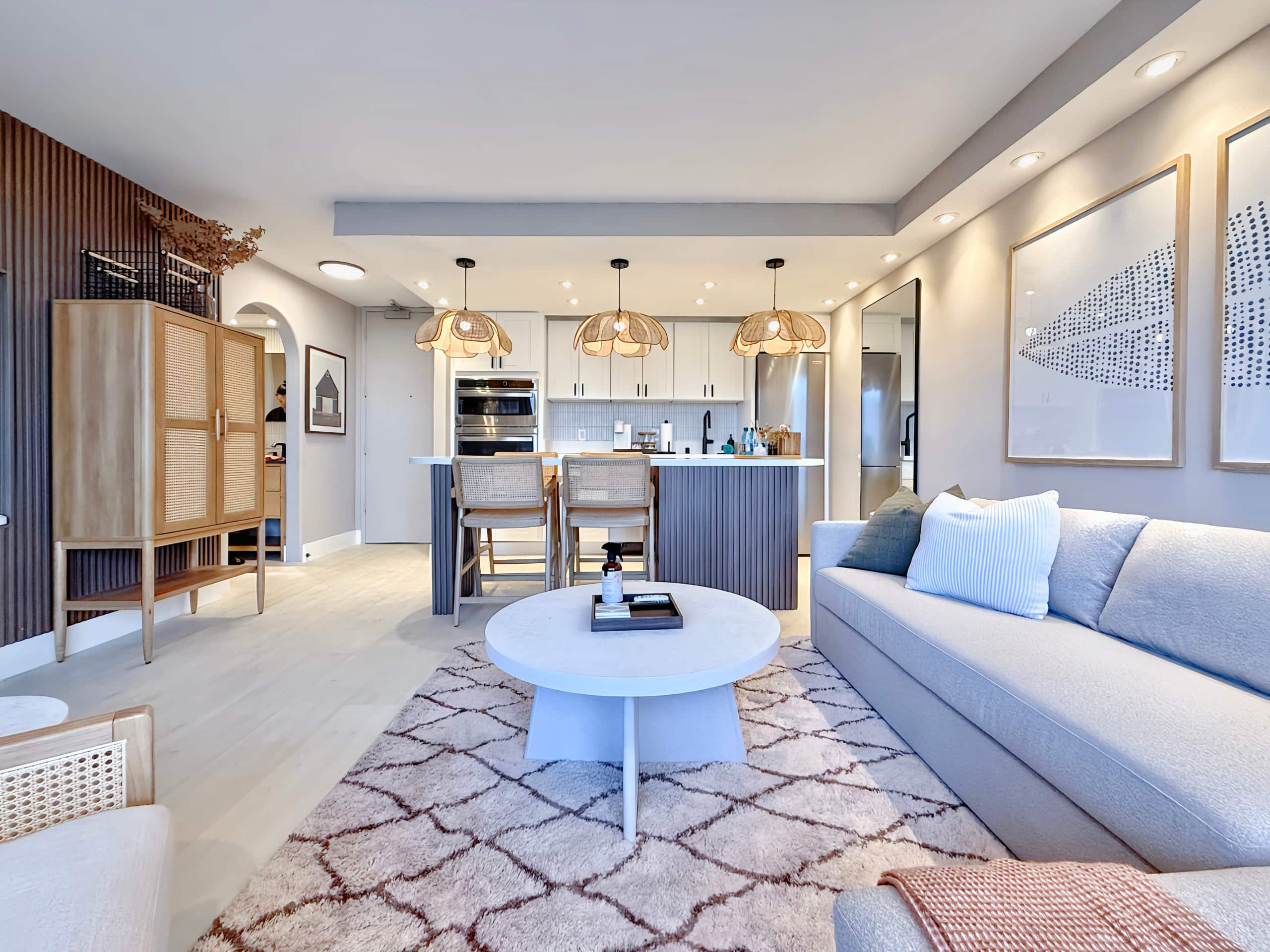 23F-Newly Renovated-Diamond Head View-1BR/Parking~ - Image 6