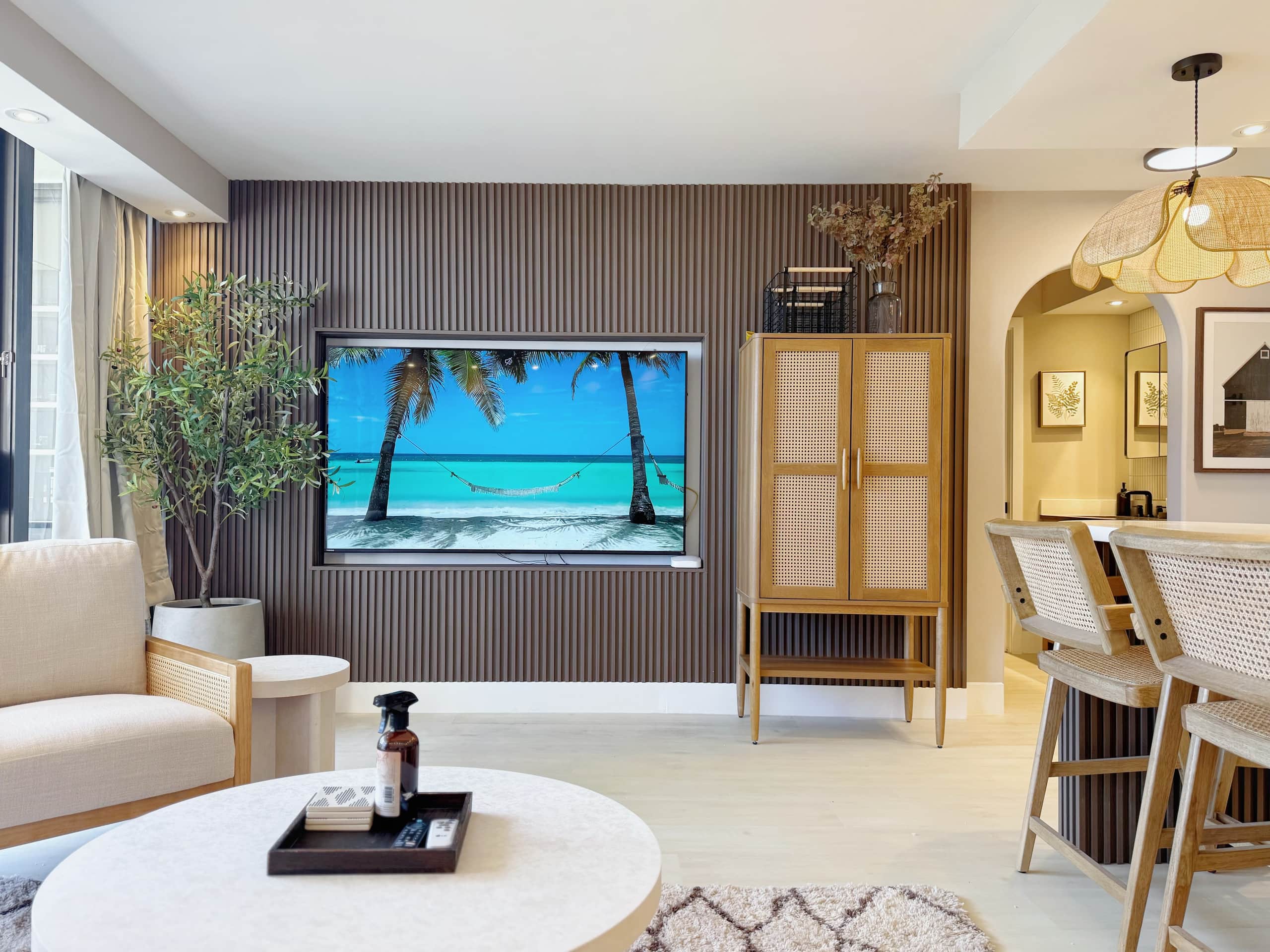 23F-Newly Renovated-Diamond Head View-1BR/Parking~ - Image 9