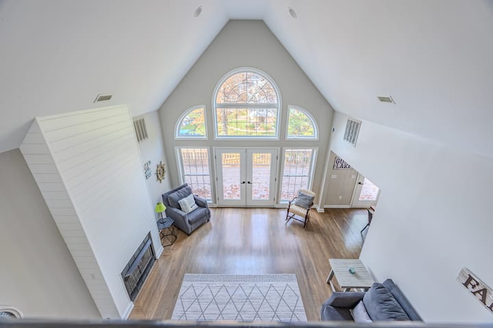 Lakeside Escape- Quiet Space, W/ Beautiful Views! - Lake of the Woods, VA