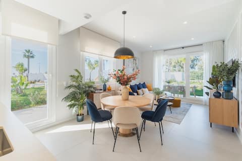 Low luxury private garden pool-3min from the beach