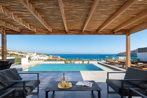 Villa Rocabella with pool & jacuzzi, Lindos area