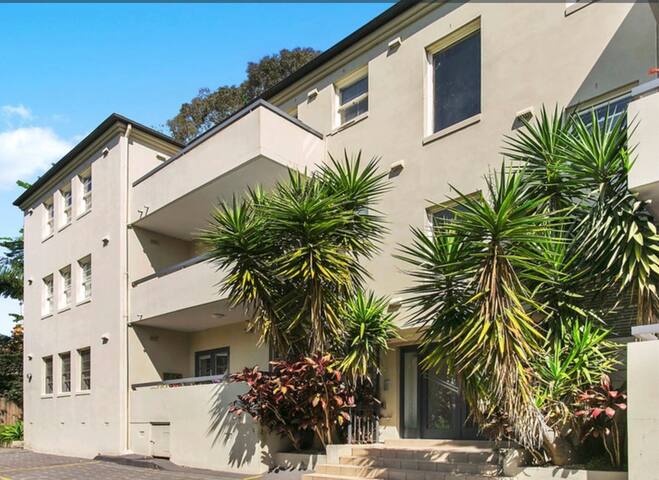 Elevated park view gallery image 4