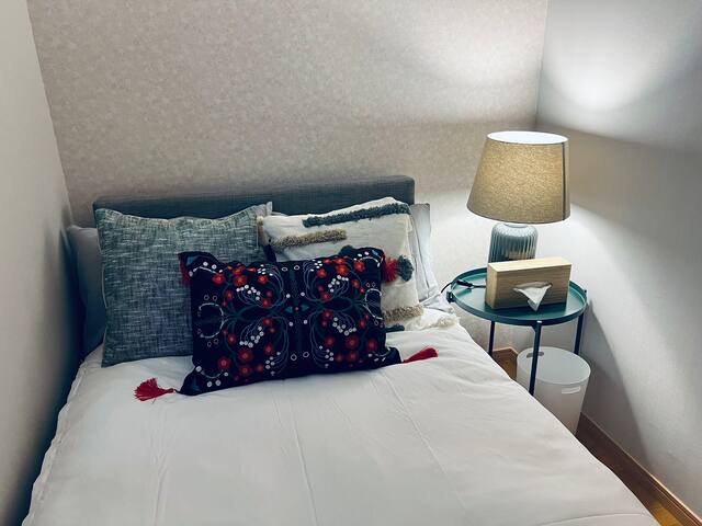 直达羽田机场18分钟，浜松町车站步行5分钟，芝大门车站步行3分钟，三层mini墅 gallery image 3