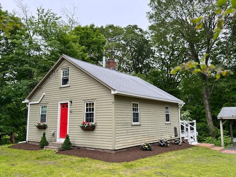 Charming Cottage next to Flamig Farm