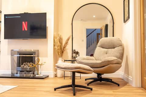 The Light & Luxe Haven