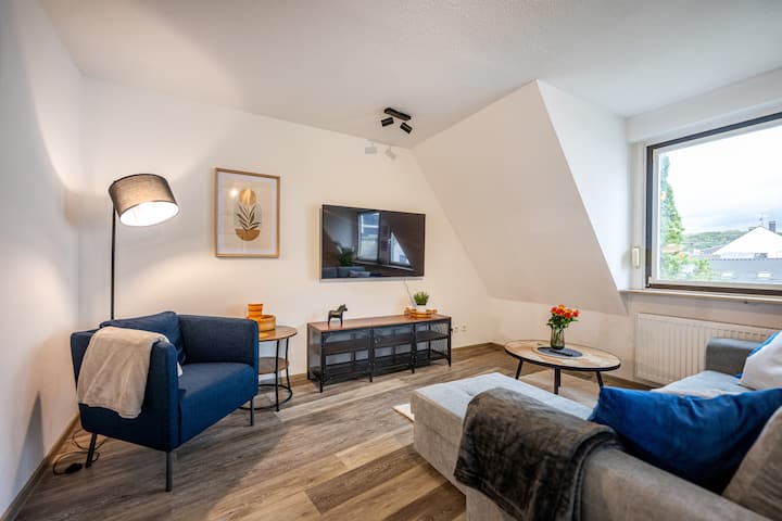Rhine View Comfort Oasis | 4 Br, 14 Pax | Balcony - Koblenz
