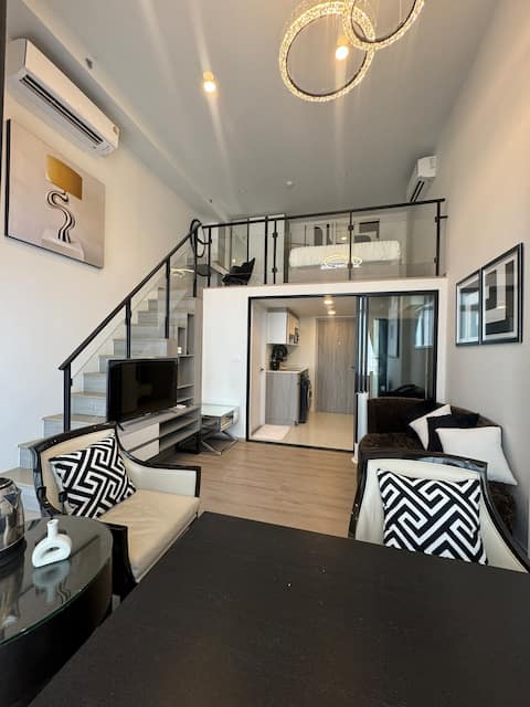 Vertical room@Nonthaburi Station