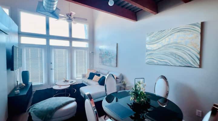 Vanity 1.5 Bedroom Loft In Downtown Fort Worth - Meadowbrook - Fort Worth