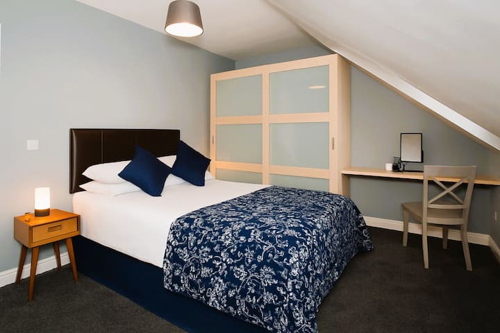 שפע של מקום אחסון. האורחים שלנו נהנים משהיות ארוכות יותר