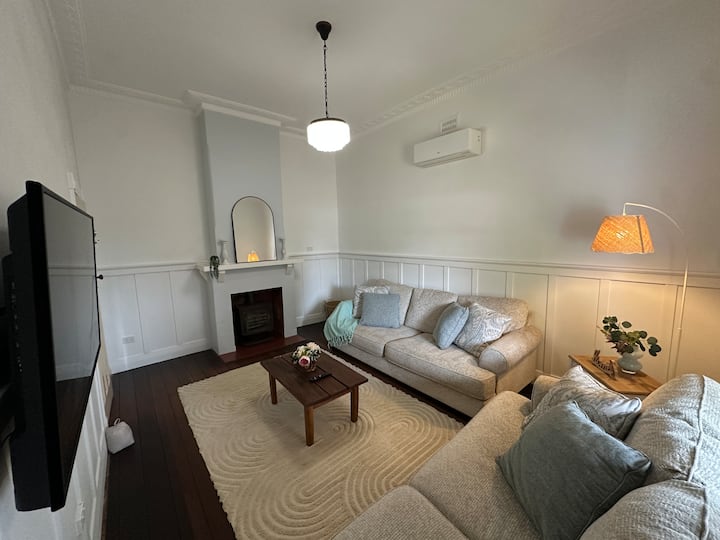 The Bluebell Cottage - Northam