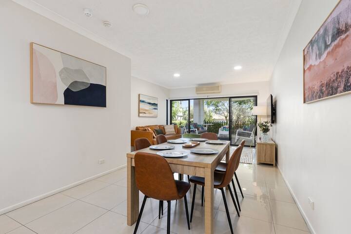 Home-like Boutique Garden Apt, A/C, parking. gallery image 2