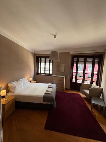 Spacious, comfortable, great flat.