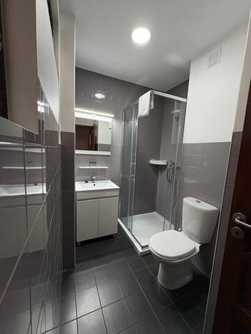 Spacious, comfortable, great flat. gallery image 3