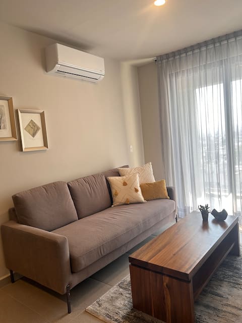 Successful Airbnb property: An amazing apartment in downtown Léon. in León De Los Aldama