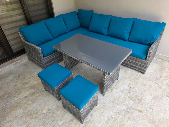 Interface du site Tortuga Casino montrant des machines à sous et un menu de navigation