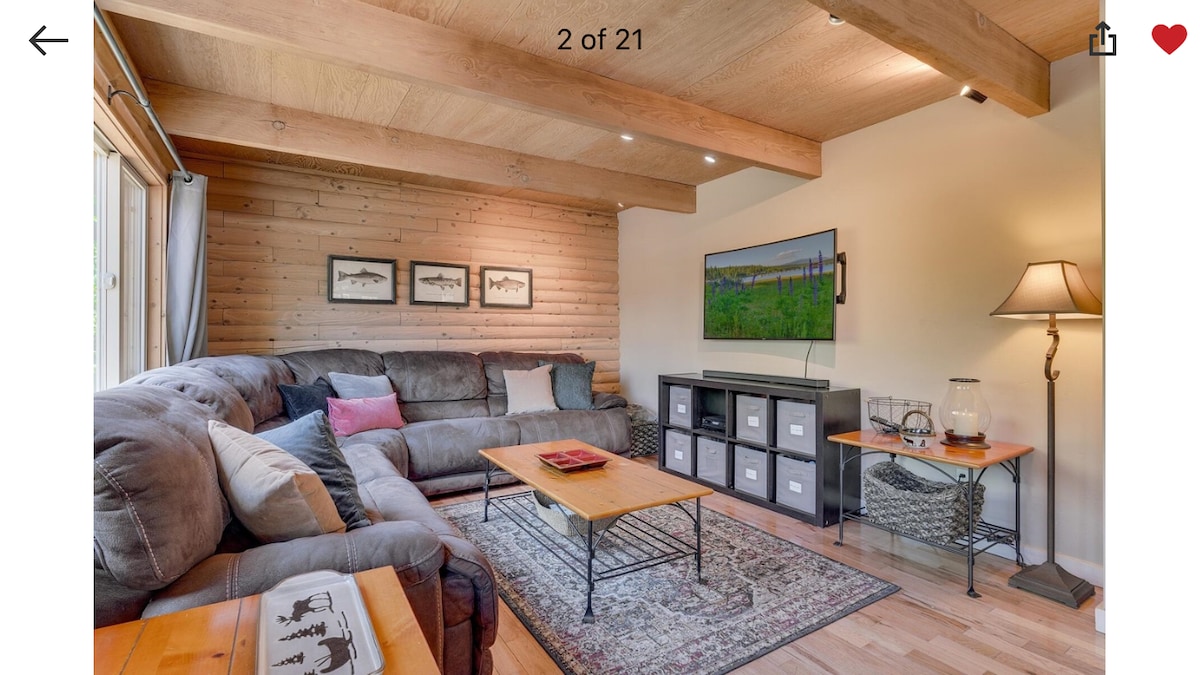 Top performing Airbnb: Cozy Tahoe Cabin for Ski & Lake in Cedar Flat