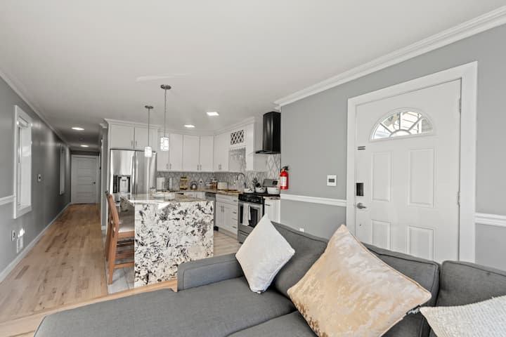 10min From Ewr/cozy 3bd-2bth 40min To Ny. - Elizabeth, NJ