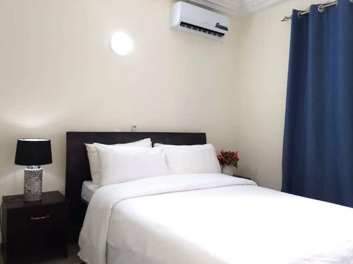 غرفة النوم 2