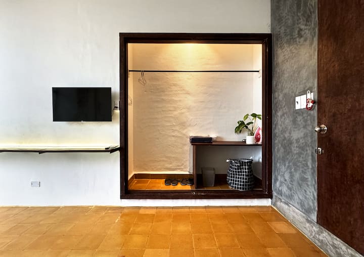 5 | Central D1 | Raw Wall Design | Tub & Balcony - 호찌민시