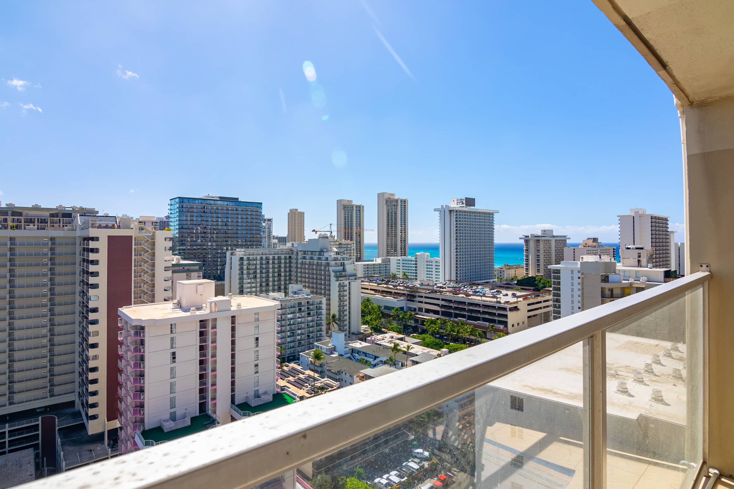 Condo in Honolulu · ★5.0 · Studio · 2 beds · 1 private bath - Image 21
