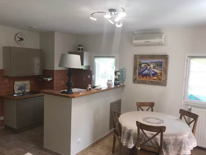 Le Jardin D'albiorica - Gîte 5 Personnes Piscine - Saint-Saturnin-lès-Apt