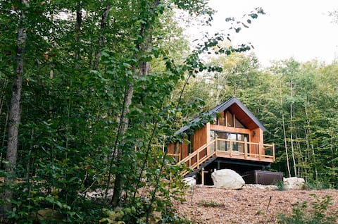 Nordic House | Glamping Cabin w Private Hot Tub