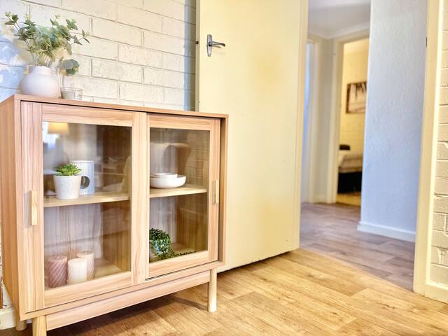 Stylish 3 Bedroom Apartment gallery image 5