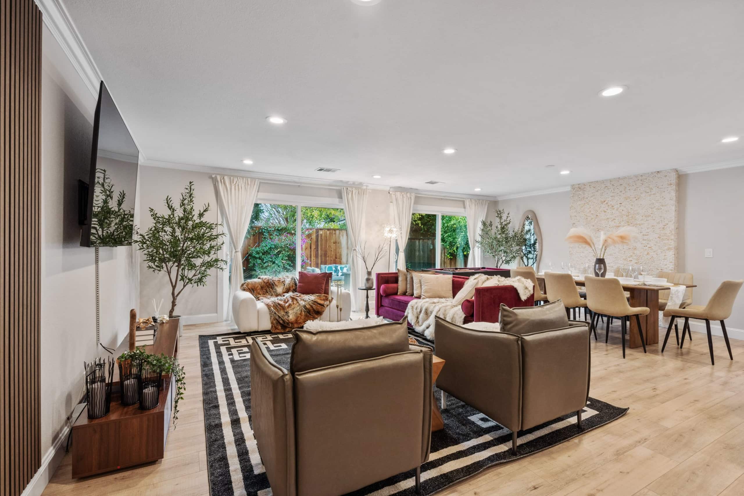 Newly Remodeled 4BR w/ Pool Table, EV Charger - Photo 19