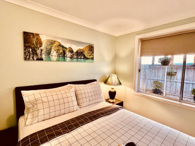 Spacious 6BR Holiday Home gallery image 4