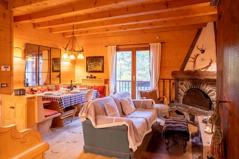 [near the ski slopes] La casa di Francesco