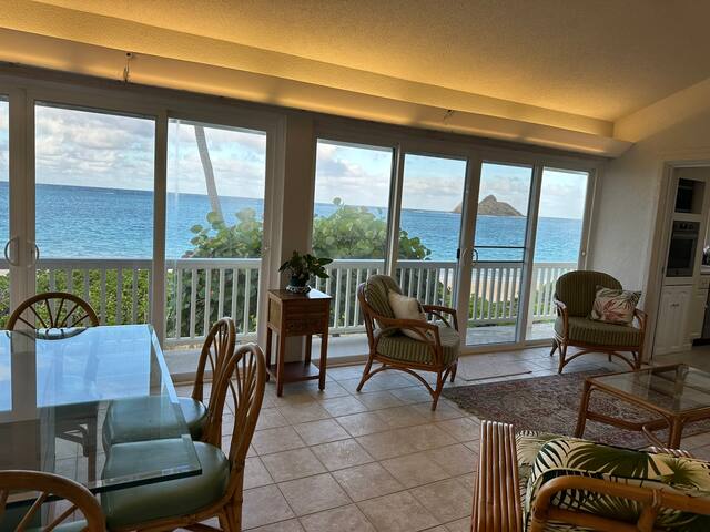 Amazing Lanikai Beachfront Guest House!! gallery image 5