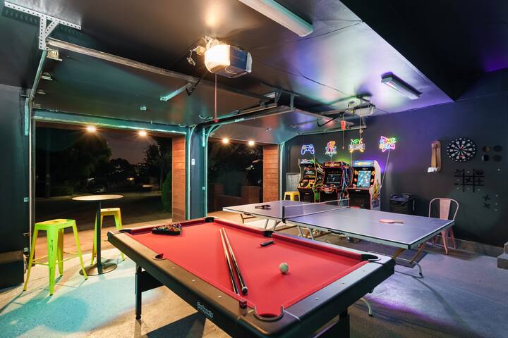 Hilltop Haven with Infinity Pool gallery image 4