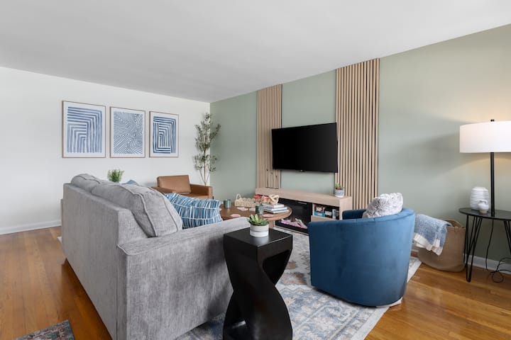 Დასაჯდომი ადგილები 6 ადამიანზე!