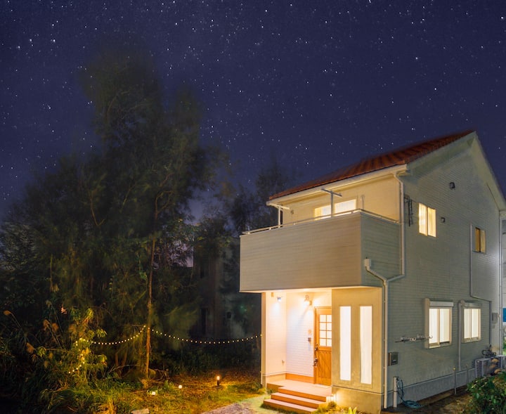 Stay in 国頭郡恩納村, Okinawa