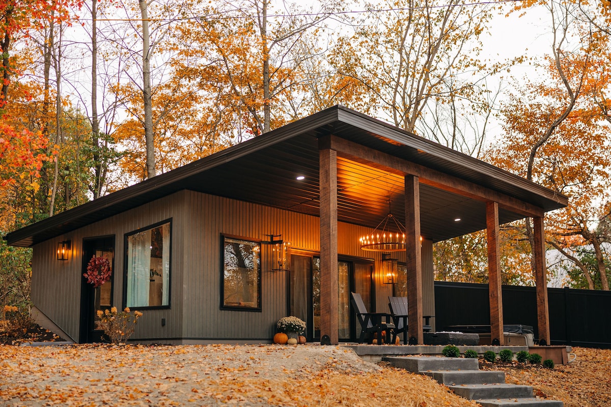 Hill Haus - Peaceful Cozy Cabin - Cabins for Rent in Danville