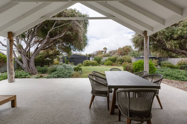 Capewood – Spacious Prevelly Family Retreat gallery image 4