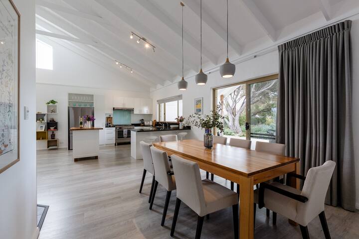 Capewood – Spacious Prevelly Family Retreat gallery image 5